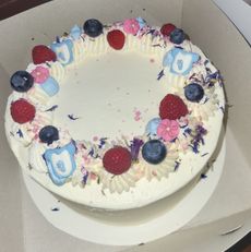 gender reveal taart
